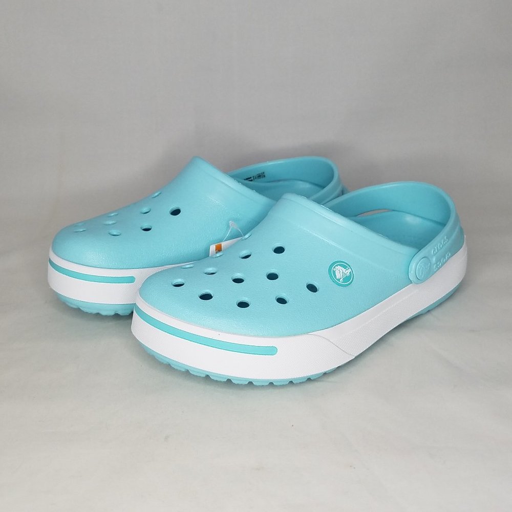 NEW M5 | W7 Crocs Crocband II Ice Blue
